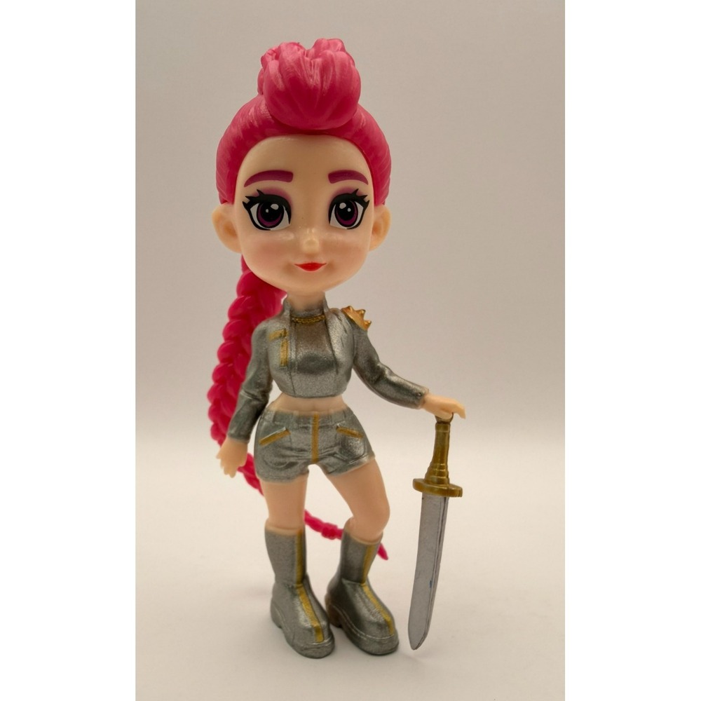 KPop Demon Hunters Rumi Mini Doll Figure Pink Hair‎ Sword Toy
